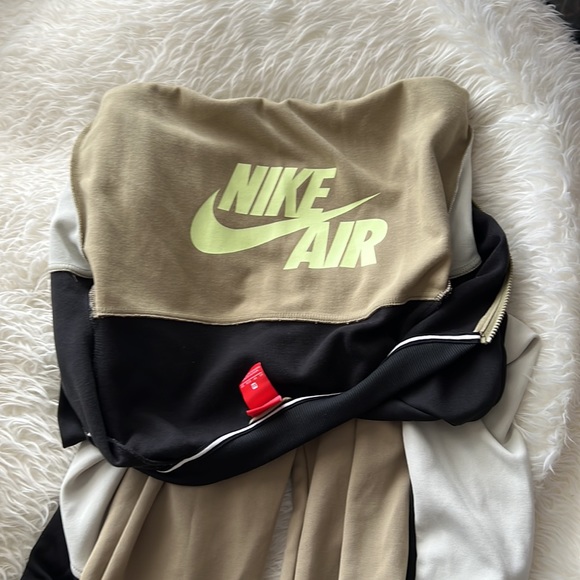 RARE Nike Air Sportswear Color Block Convertible Jumpsuit XS / S - Picture 12 of 14